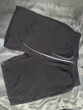 NFINITY Black Textured Elastic Waist Shorts